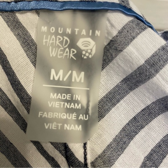 Mountain Hardware Striped Button Down Drawstring Waist Top, Gray/white, Size M - Picture 3 of 13